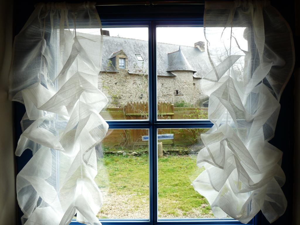 Manoir De Barbotin Apartment Ploermel Room photo